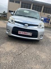 Toyota Sienta 1.5 FWD 2014 Silver for sale