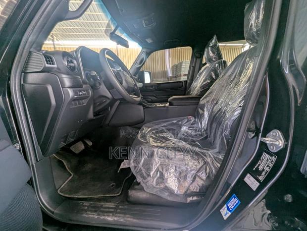 New Toyota Land Cruiser 2024 Black