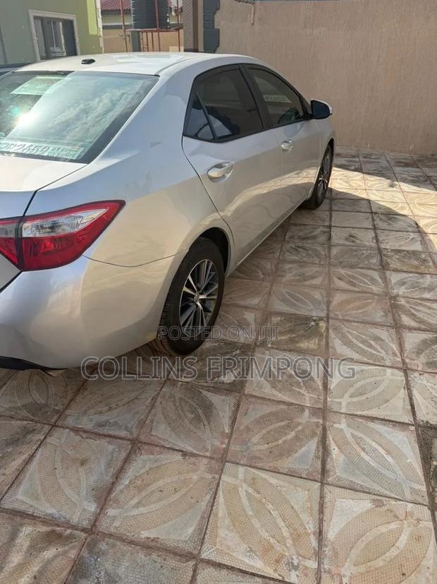 Toyota Corolla 2016 Silver