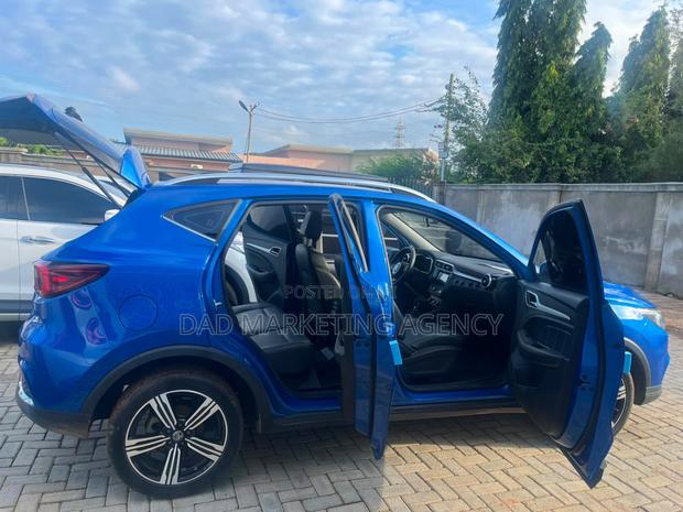 MG ZS 2019 Blue