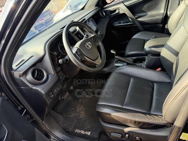 Toyota RAV4 2018 Black