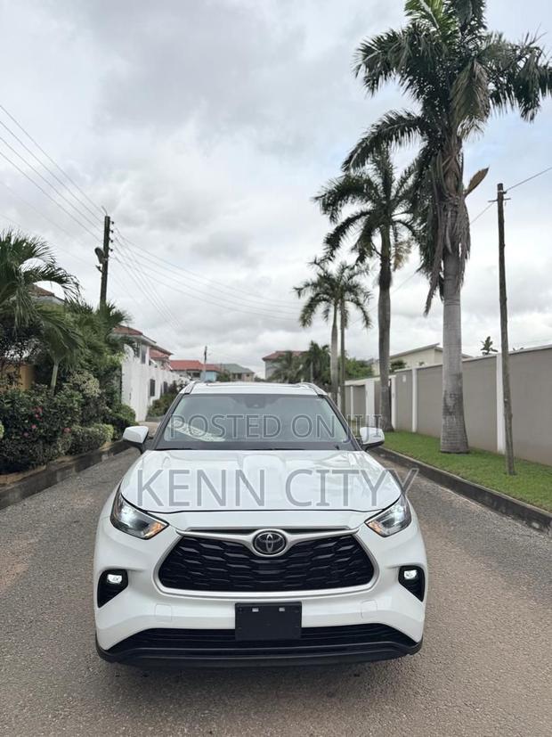 Toyota Highlander 2023 White