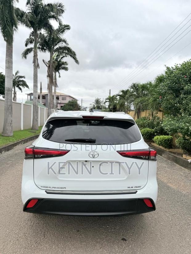 Toyota Highlander 2023 White