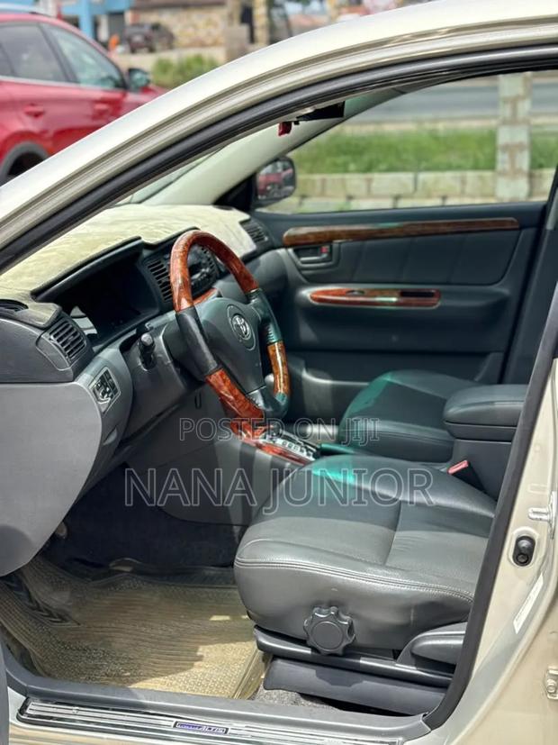 Toyota Corolla Altis 2006 Silver