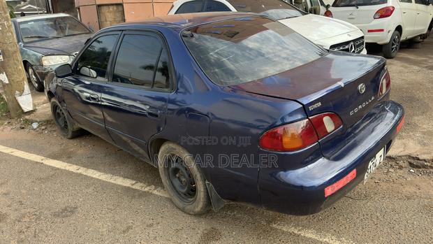 Toyota Corolla Sedan Automatic 1998 Blue