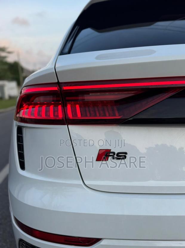 Audi RS Q8 Base 2023 White