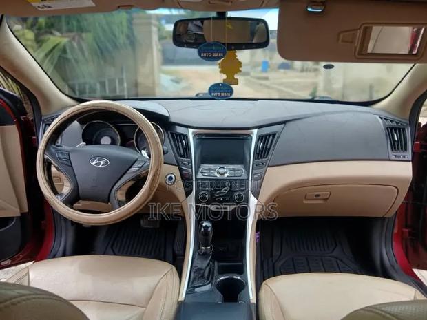 Hyundai Sonata 2013 Red