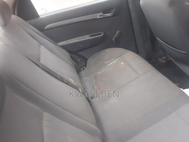Chevrolet Aveo 2005 Gray