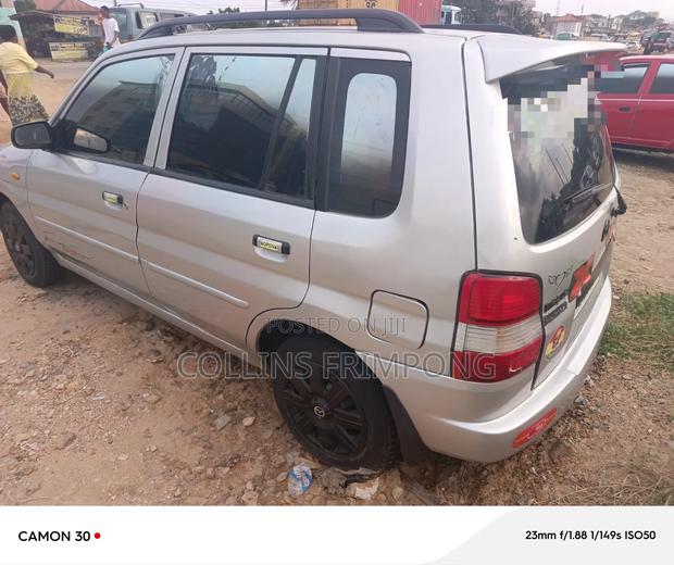 Mazda Demio 2006 Silver