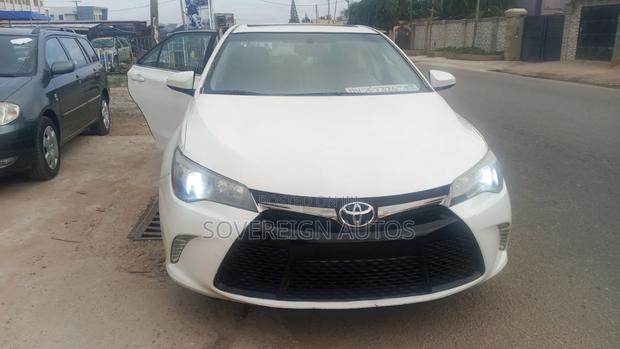 Toyota Camry 2016 White