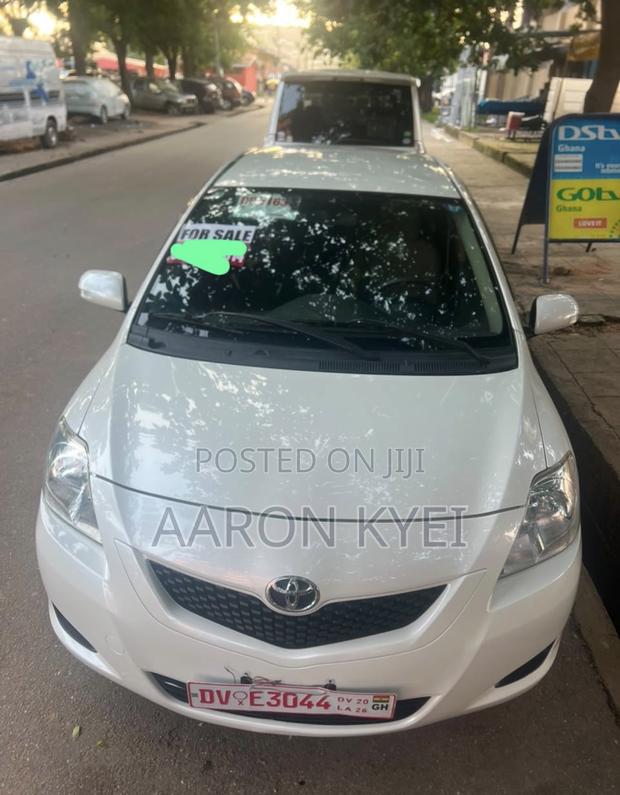 Toyota Belta 2011 White