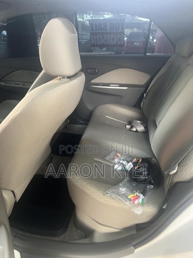 Toyota Belta 2011 White