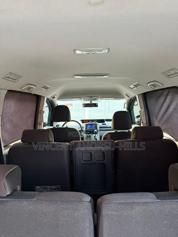 Toyota Voxy V 2WD 8-Seater 2013 Black
