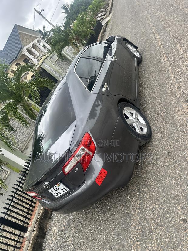 Toyota Camry SE 4dr Sedan (2.5L 4cyl 6A) 2014 Gray