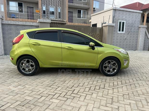 Ford Fiesta 2012 Green