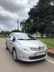 Toyota Auris XLS Sedan FWD (3.5L 6cyl 6A) 2010 Silver for sale