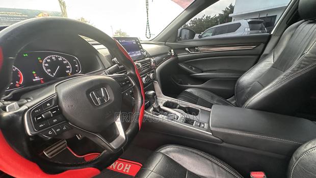 Honda Accord 2019 White