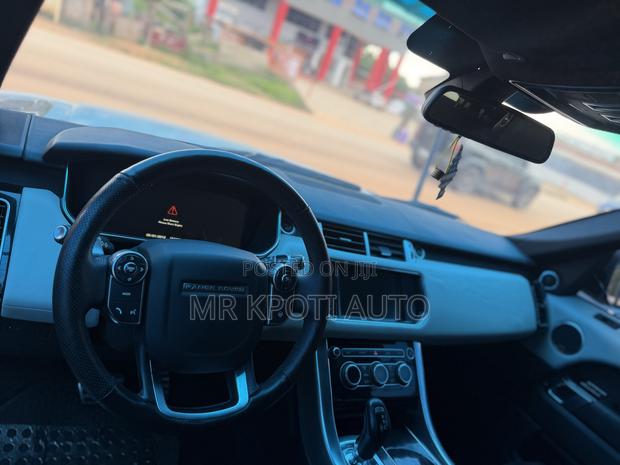 Land Rover Range Rover Sport 2016 White