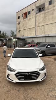 Hyundai Elantra Limited Sedan FWD (2.0L 4cyl 6A) 2017 White for sale
