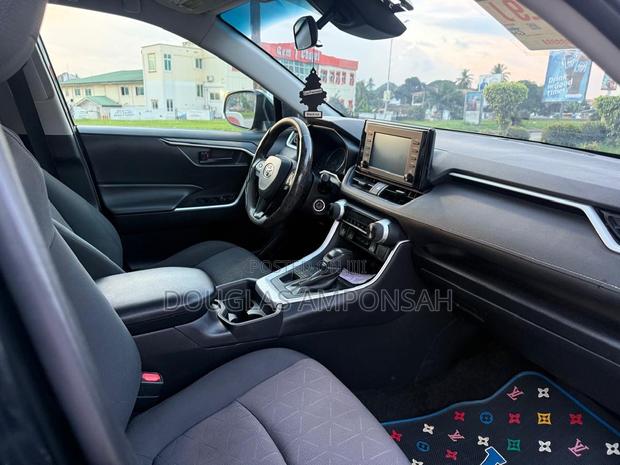 Toyota RAV4 2020 Black