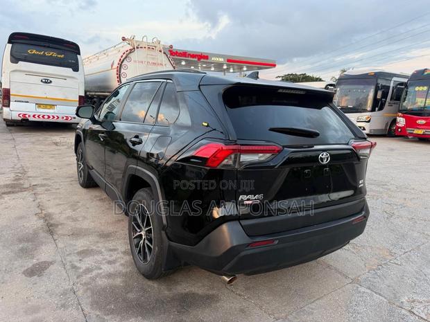 Toyota RAV4 2020 Black