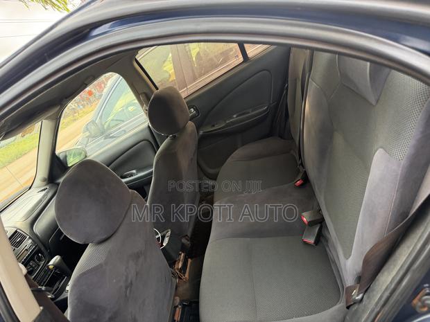 Nissan Sentra 2009 Blue
