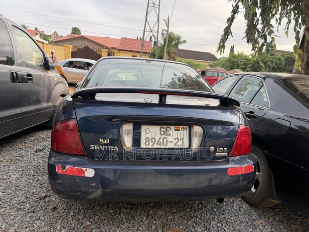 Nissan Sentra 2009 Blue