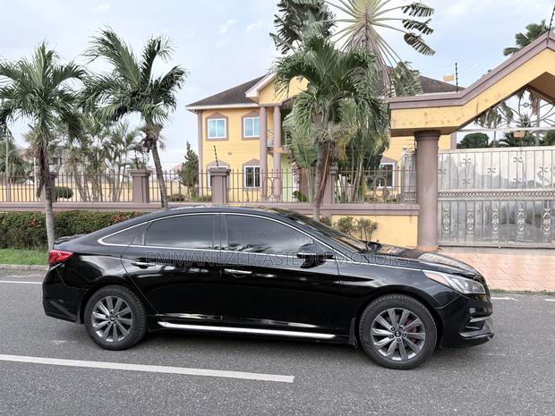 Hyundai Sonata Sport 4dr Sedan (2.4L 4cyl 6A) 2015 Black