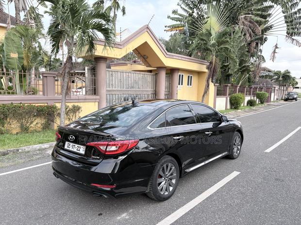 Hyundai Sonata Sport 4dr Sedan (2.4L 4cyl 6A) 2015 Black