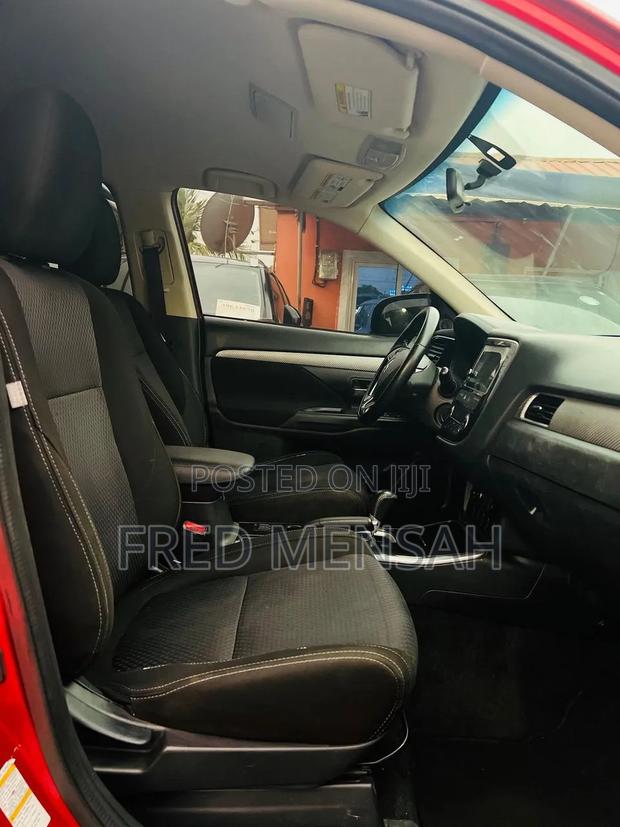 Mitsubishi Outlander 2018 Red