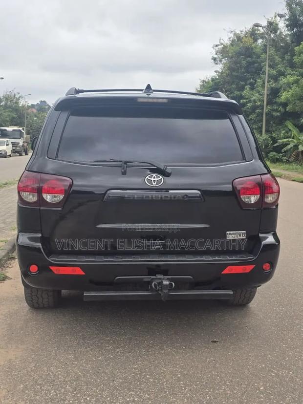 Toyota Sequoia 2010 Black