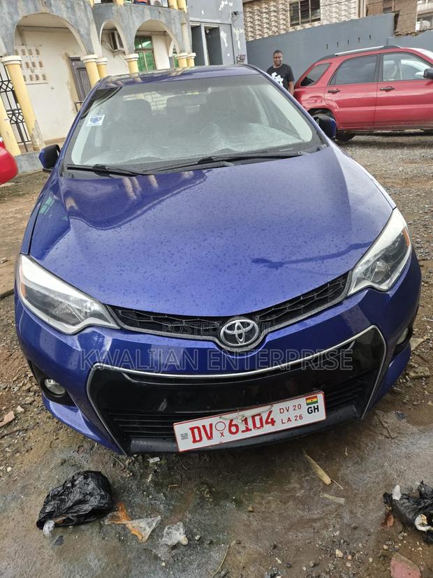 Toyota Corolla 2016 Blue