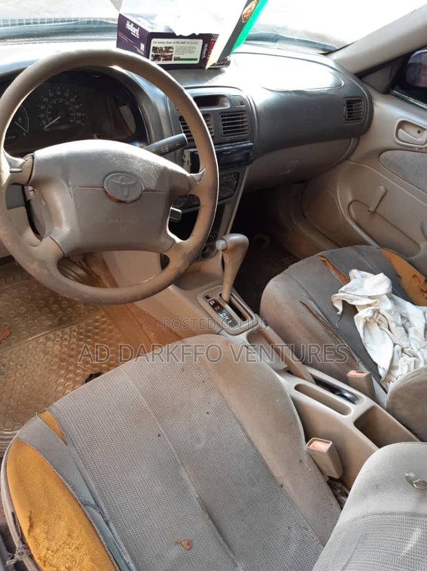 Toyota Corolla 2002 Blue