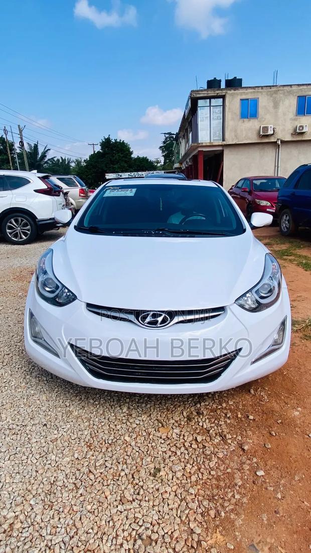 Hyundai Elantra 2015 White