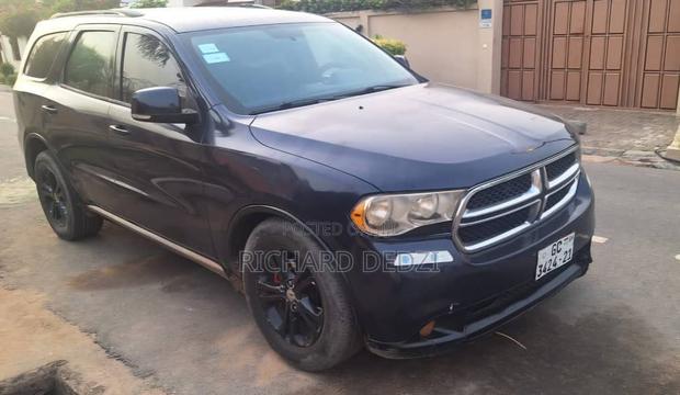 Dodge Durango Crew 2011 Blue