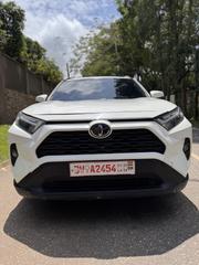 Toyota RAV4 XLE AWD 2023 White for sale