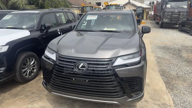 New Lexus LX 700h 2025 Gray