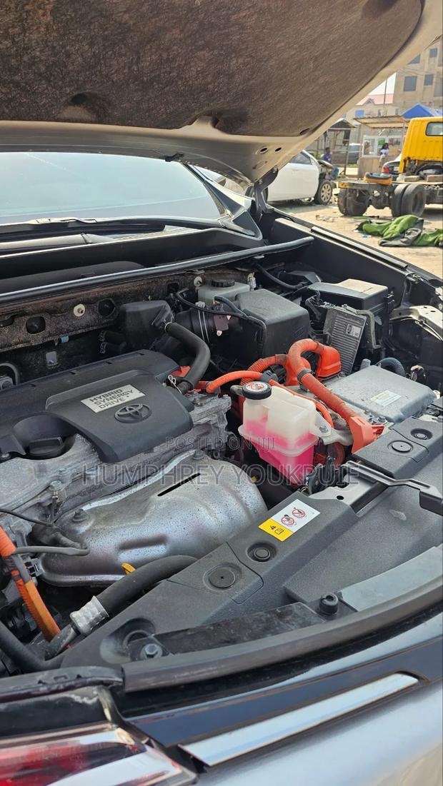 Toyota RAV4 2018 Silver