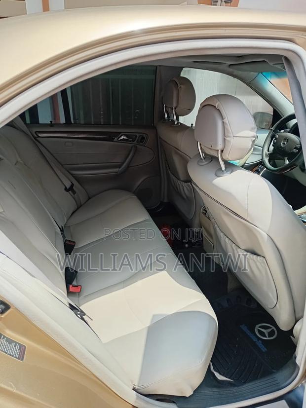Mercedes-Benz C240 2003 Gold