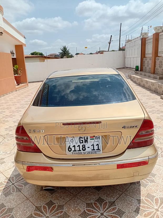 Mercedes-Benz C240 2003 Gold