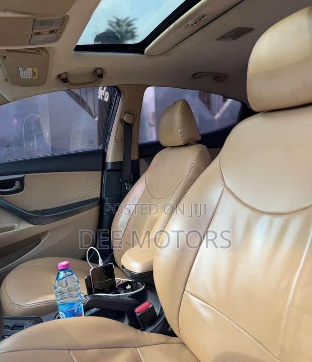 Hyundai Elantra 2013 Black