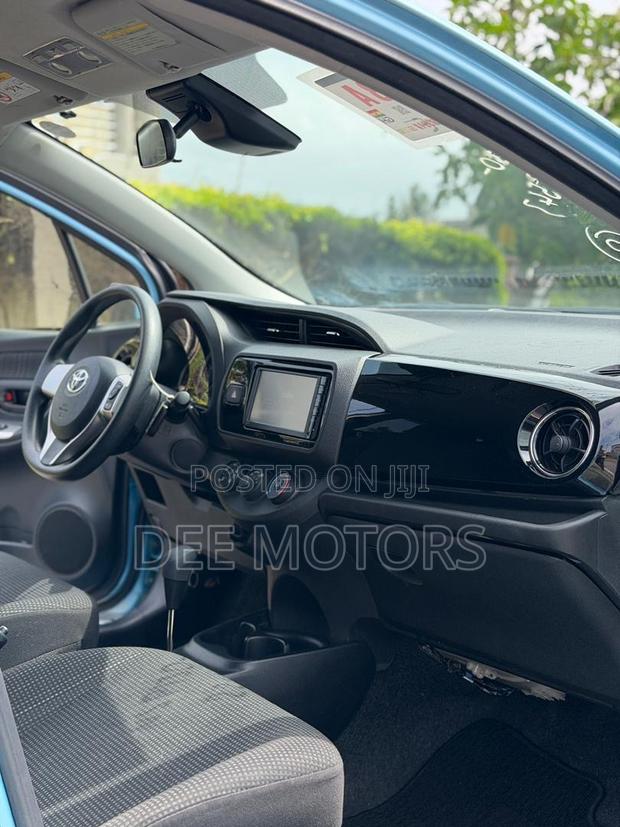 Toyota Vitz 2015 Blue