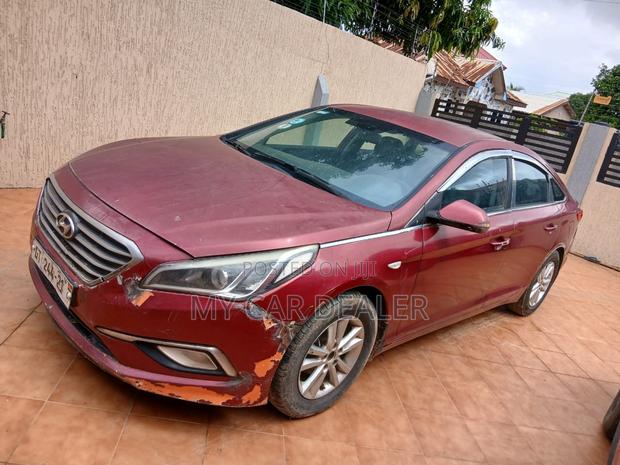 Hyundai Sonata ECO Sedan FWD (1.6L 4cyl 7A) 2017 Red