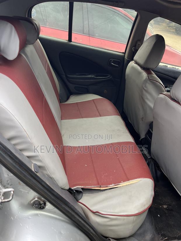 Nissan Almera Tino 2004 Silver