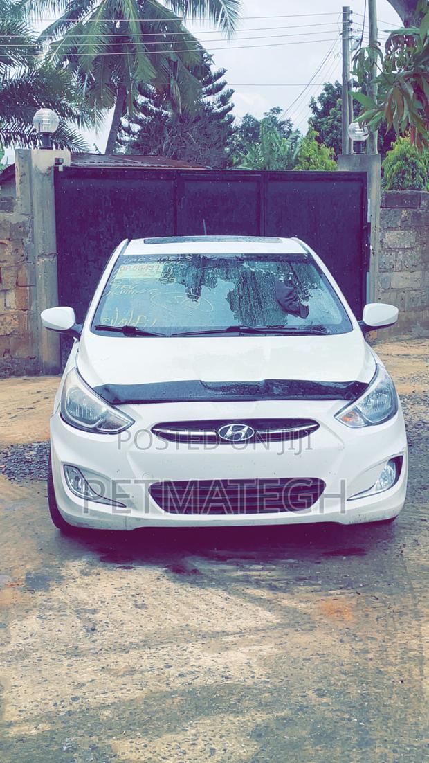 Hyundai Accent SE Sedan 2017 White