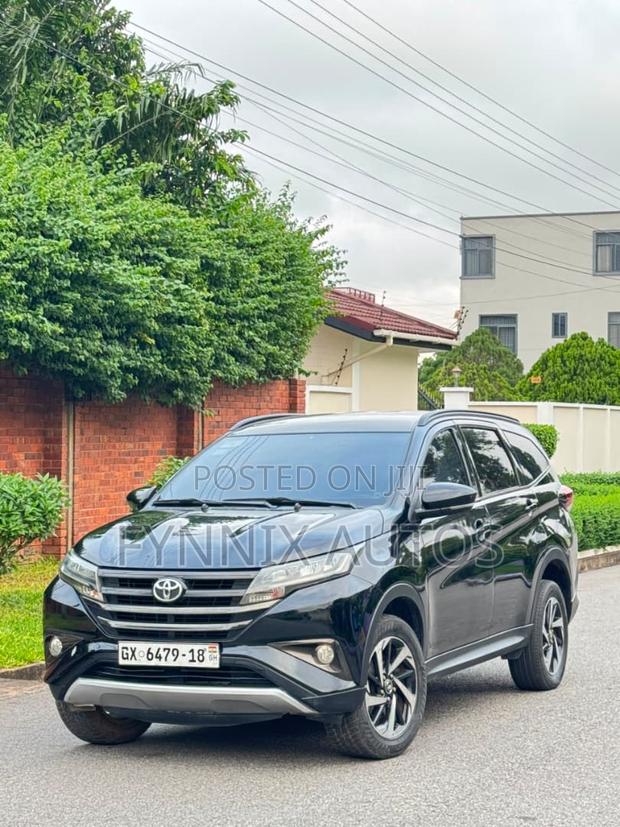Toyota Rush 1.5 AWD 2018 Black