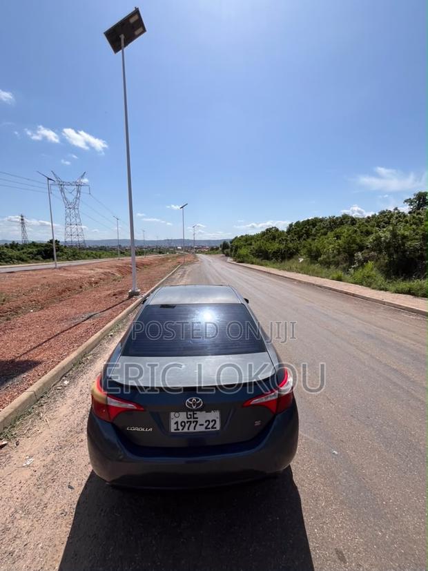 Toyota Corolla 2016 Black