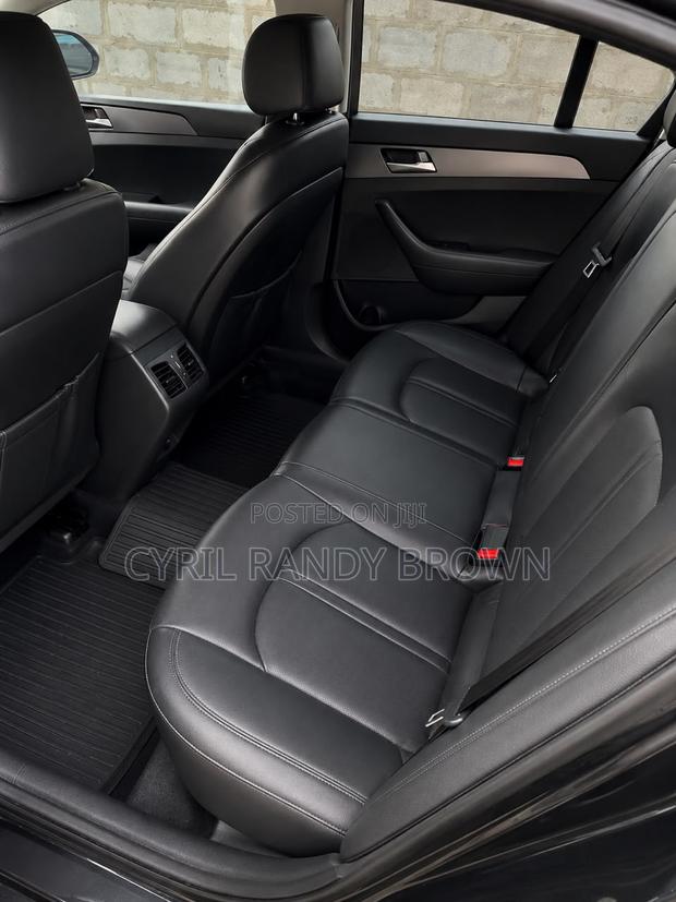 Hyundai Sonata Sport 2.0T Sedan FWD (2.0L 4cyl 6A) 2017 Black