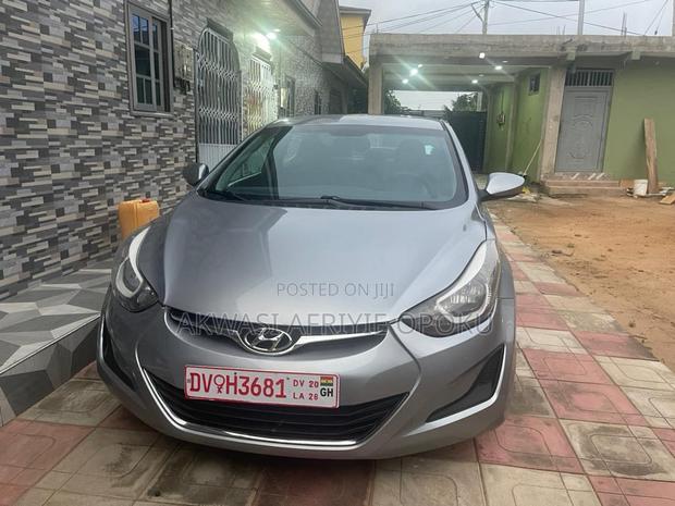 Hyundai Elantra SE 4dr Sedan (1.8L 4cyl 6A) 2015 Silver