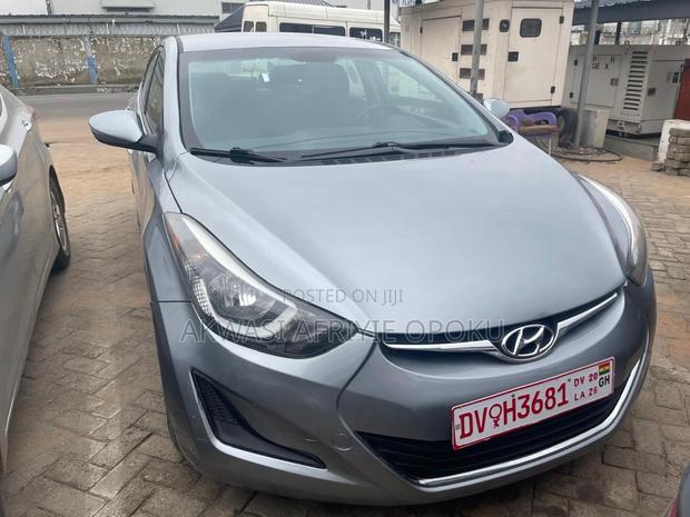 Hyundai Elantra SE 4dr Sedan (1.8L 4cyl 6A) 2015 Silver
